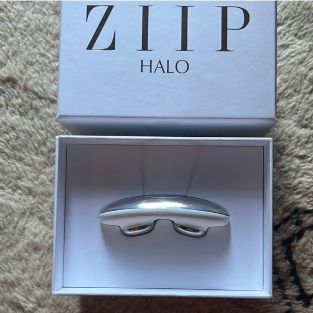 ZIIP HALO Nanocurrent™ and Microcurrent Facial Toning Device